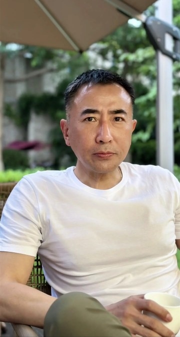 厚德载福的第一张照片--青岛相亲服务中心