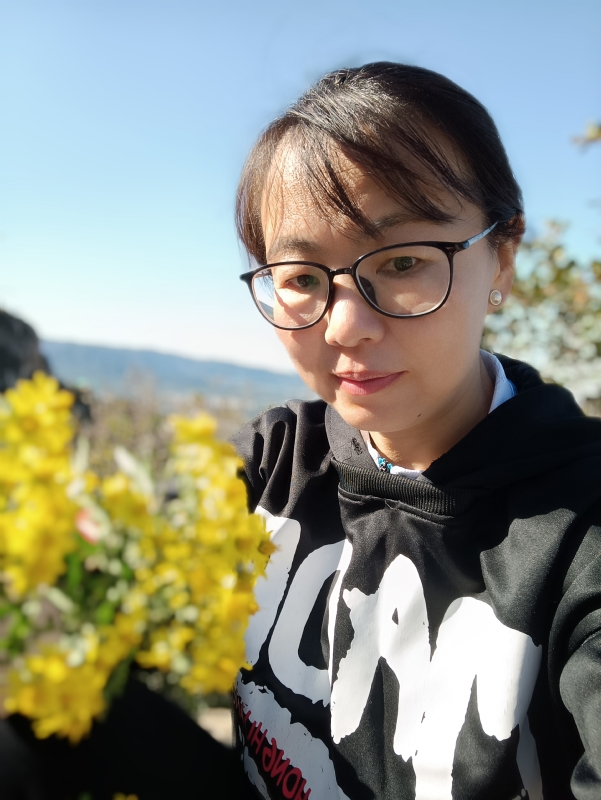 丽丽的第一张照片--青岛相亲服务中心