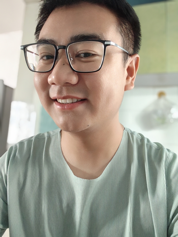 田田向上的第一张照片--青岛相亲服务中心