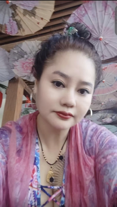 shi的第一张照片--青岛相亲服务中心