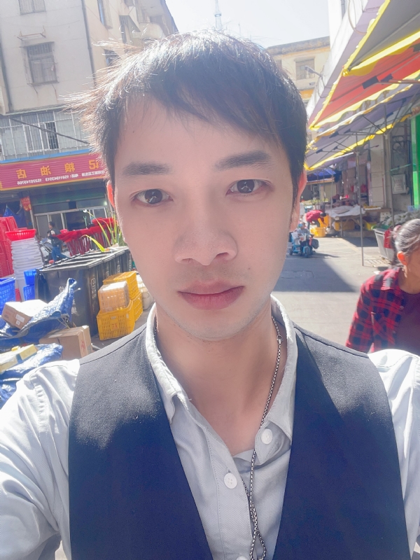 zengwanyou1995的第一张照片--青岛相亲服务中心