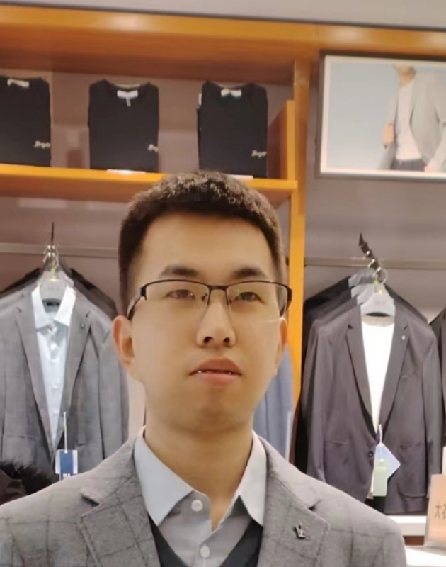 吴桐的第一张照片--青岛相亲服务中心