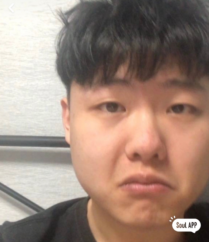 方方正正的第一张照片--青岛相亲服务中心