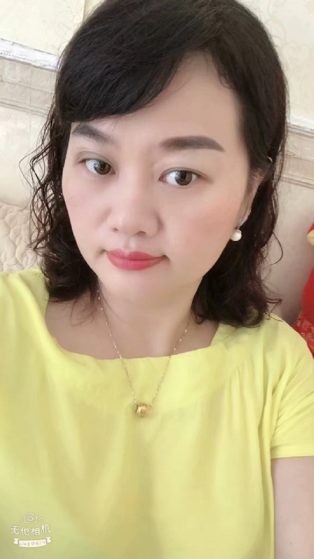 微笑的第一张照片--青岛相亲服务中心