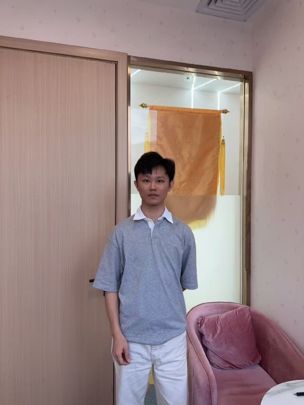 小叶子的第一张照片--青岛相亲服务中心