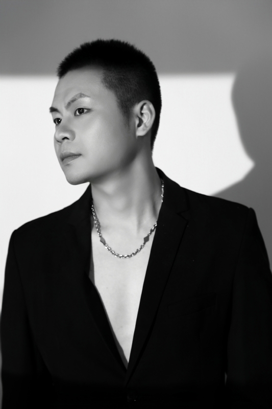 胡杰的第二张照片--青岛相亲服务中心