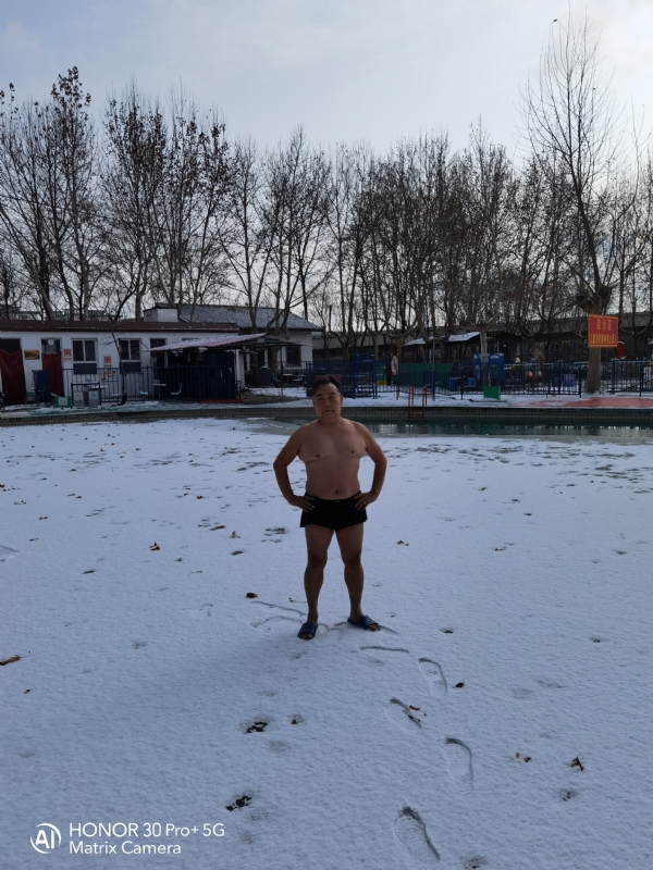 老顽童的第三张照片--青岛相亲服务中心