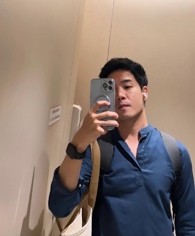 海与浪的第一张照片--青岛相亲服务中心