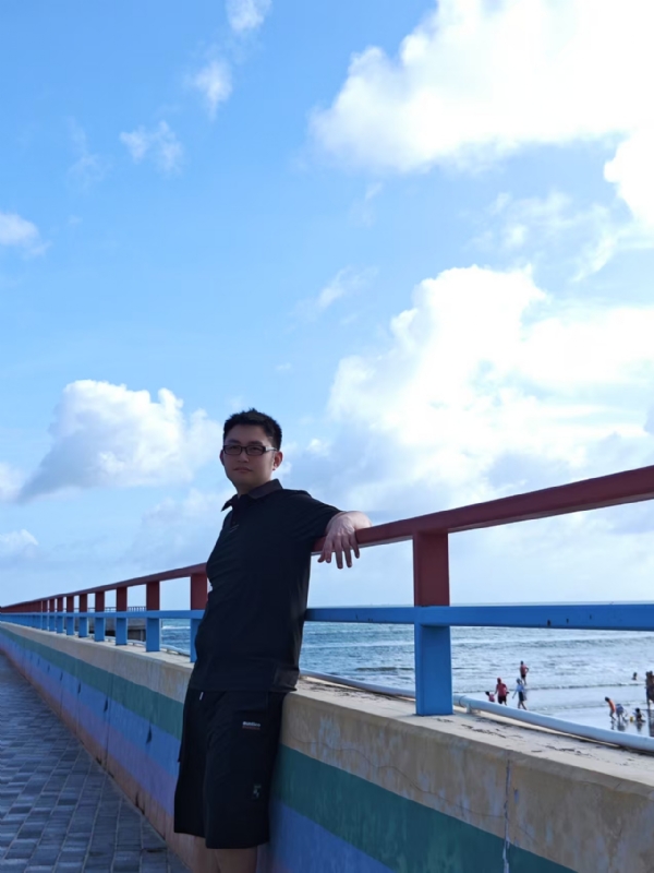 威wei的第二张照片--青岛相亲服务中心