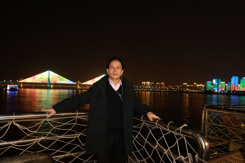 青春有你的第一张照片--青岛相亲服务中心