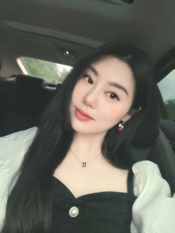 潇潇暮雨的第一张照片--青岛相亲服务中心