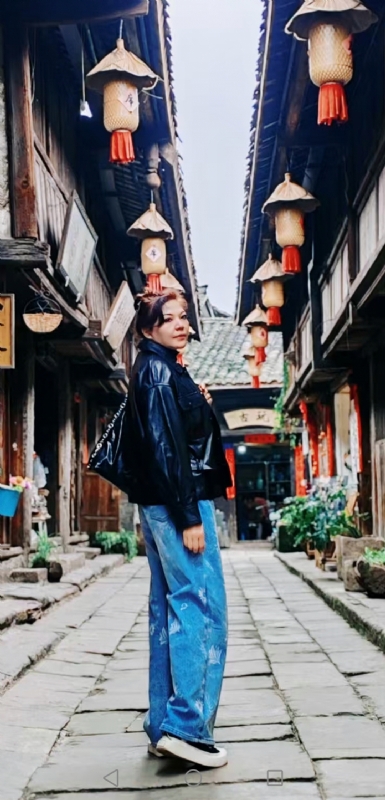 宛霞的第五张照片--青岛相亲服务中心