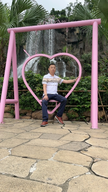 zhaofuwu的第三张照片--青岛相亲服务中心