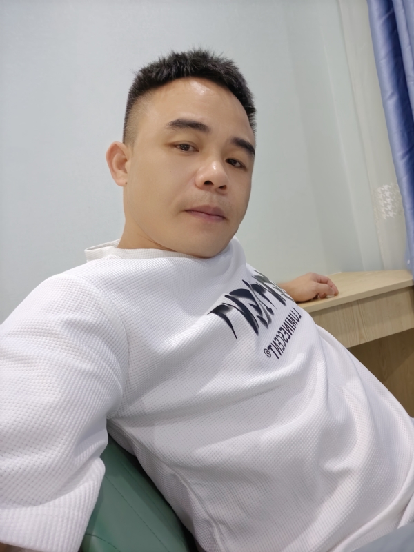 下一站的我的第二张照片--青岛相亲服务中心