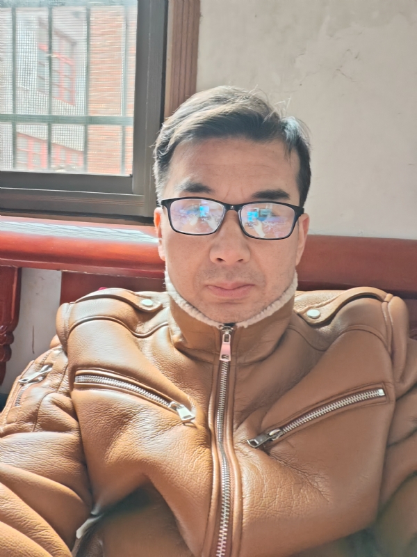 弹簧的第一张照片--青岛相亲服务中心