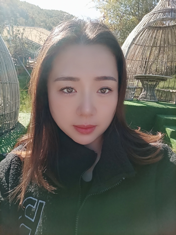 阿燕的第一张照片--青岛相亲服务中心