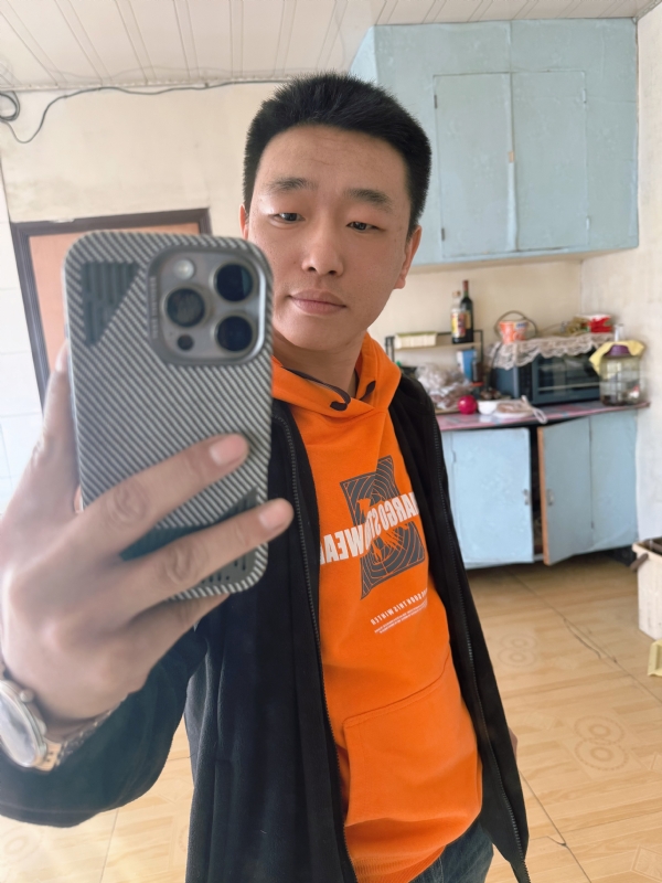 烟花易笑的第五张照片--青岛相亲服务中心