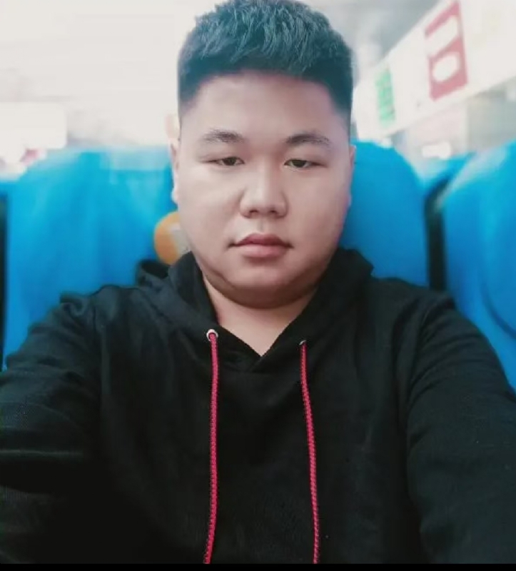 黄斌的第一张照片--青岛相亲服务中心