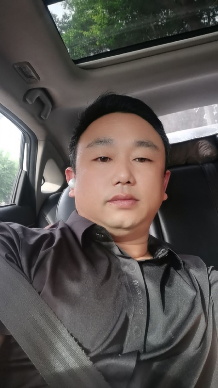 老烽的第一张照片--青岛相亲服务中心