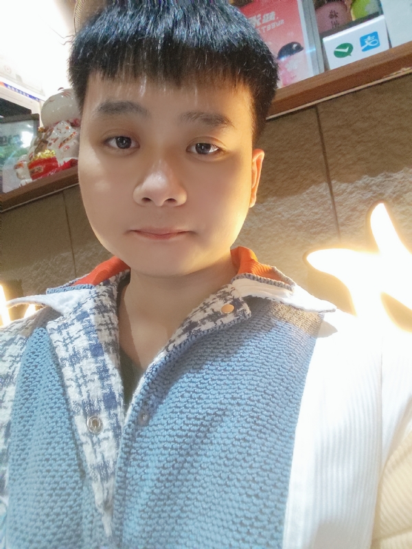 侯侯的第一张照片--青岛相亲服务中心