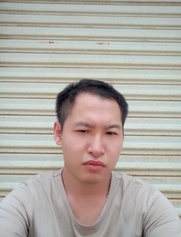 小立的第二张照片--青岛相亲服务中心