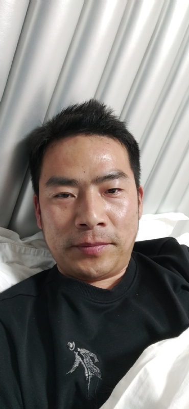 携手共进的第一张照片--青岛相亲服务中心