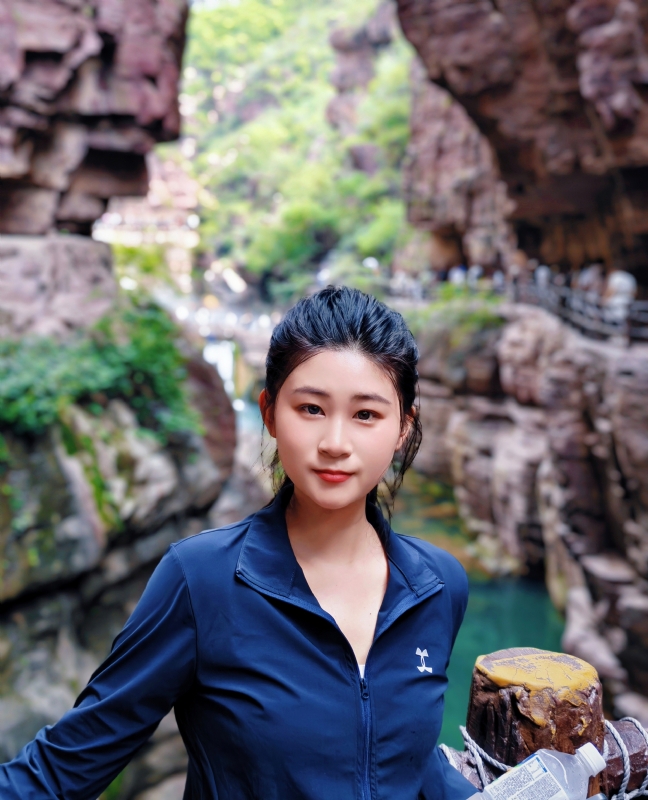 小S的第一张照片--青岛相亲服务中心