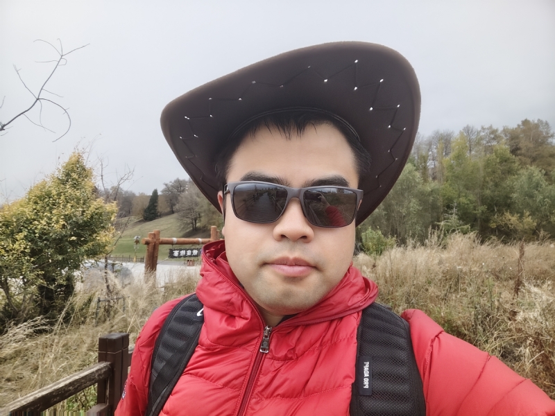 欢乐的笑的第一张照片--青岛相亲服务中心