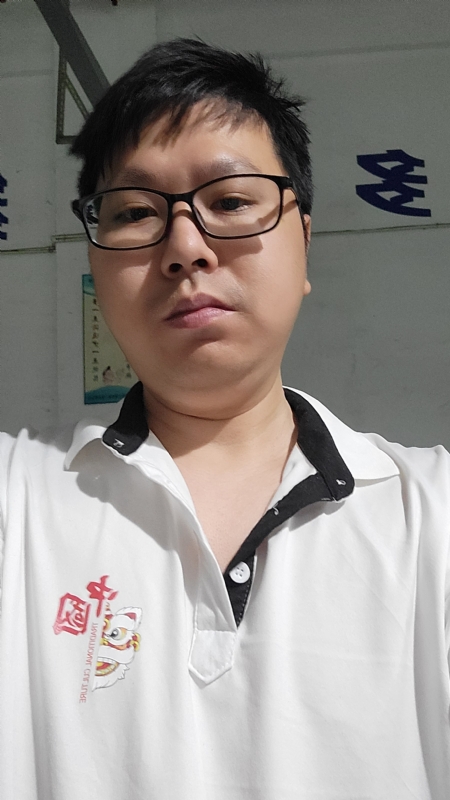 义星人的第一张照片--青岛相亲服务中心