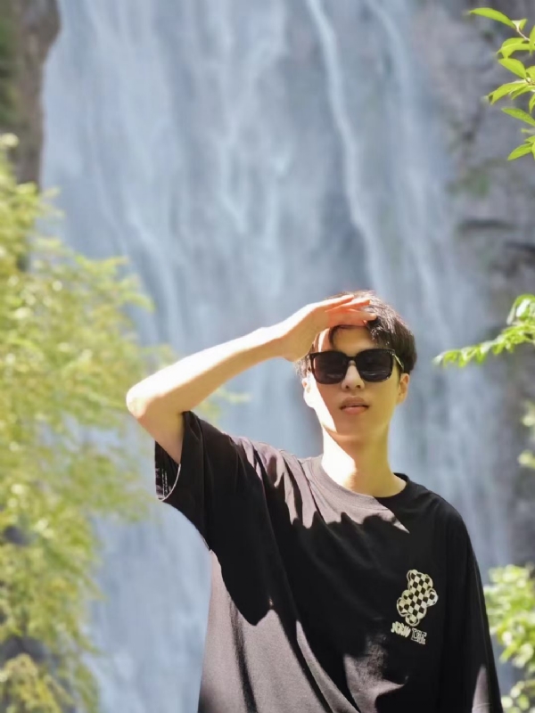 大橙子的第一张照片--青岛相亲服务中心